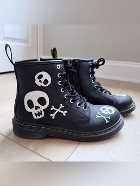 Dr Martens Skull & Bones Leather Boots | Youth Size 4
